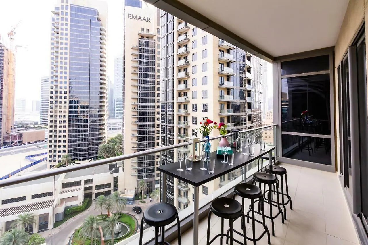 Apartment Quintessential Quarters - Ultra-Modern And Spacious Aparment Dubai