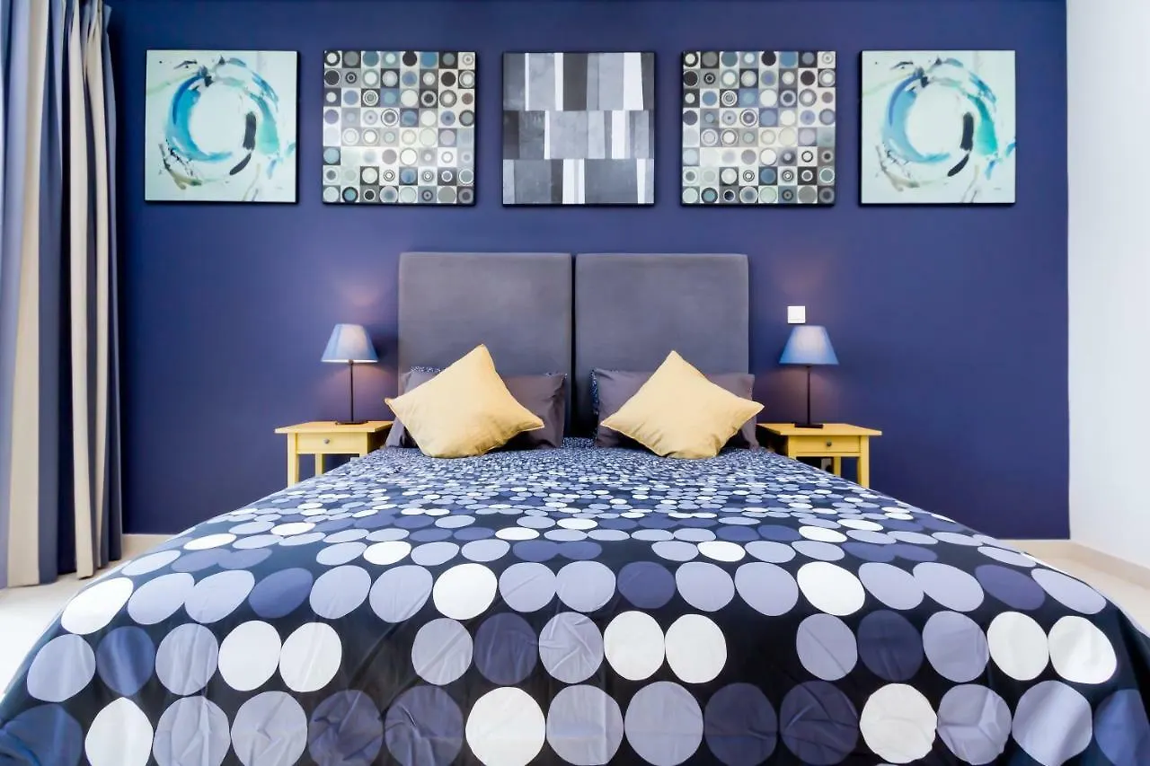 Quintessential Quarters - Ultra-Modern And Spacious Aparment Dubai