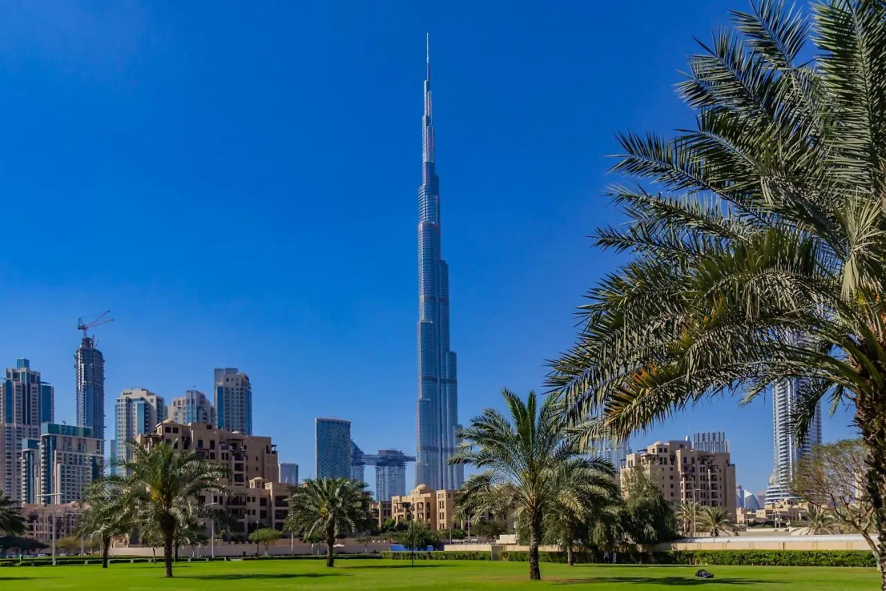 Quintessential Quarters - Ultra-Modern And Spacious Aparment Dubai Apartment